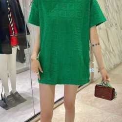 2024SS 半袖Tシャツ FENDI フェンデイ 春夏のおしゃれを楽しんで