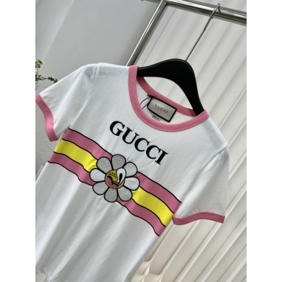 2024SS 半袖Tシャツ GUCCI グッチ この夏最高に人気ブランド 2024SS 半袖Tシャツ GUCCI グッチ この夏最高に人気ブランド