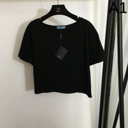 2024SS 半袖Tシャツ PRADA プラダ 今季はファション感漂う