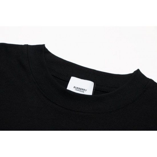 2024SS この夏に入れるべき BURBERRY バーバリー 半袖Tシャツ 2024SS この夏に入れるべき BURBERRY バーバリー 半袖Tシャツ