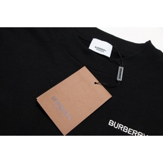 2024SS この夏に入れるべき BURBERRY バーバリー 半袖Tシャツ 2024SS この夏に入れるべき BURBERRY バーバリー 半袖Tシャツ