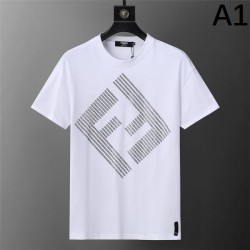 2024SS 毎シーズン存在感のある FENDI フェンデイ 半袖Tシャツ