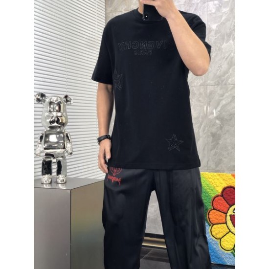 2024SS お目立ち度の高い新品 GIVENCHY ジバンシィ 半袖Tシャツ