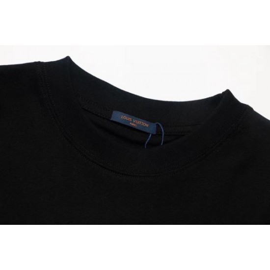 2024SS トレンド感抜群 LOUIS VUITTON ルイヴィトン 半袖Tシャツ 2024SS トレンド感抜群 LOUIS VUITTON ルイヴィトン 半袖Tシャツ