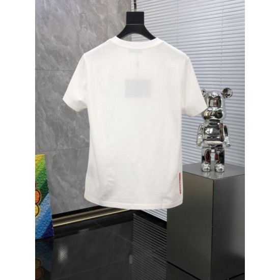 2024SS 続々とお目見える夏季新作 PRADA プラダ 半袖Tシャツ 2024SS 続々とお目見える夏季新作 PRADA プラダ 半袖Tシャツ