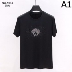 2024SS もうすぐ日本上陸 VERSACE ヴェルサーチェ 半袖Tシャツ