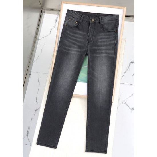 2024SS カジュアルさも強めなアイテム ARMANI アルマーニ ジーパン 2024SS カジュアルさも強めなアイテム ARMANI アルマーニ ジーパン