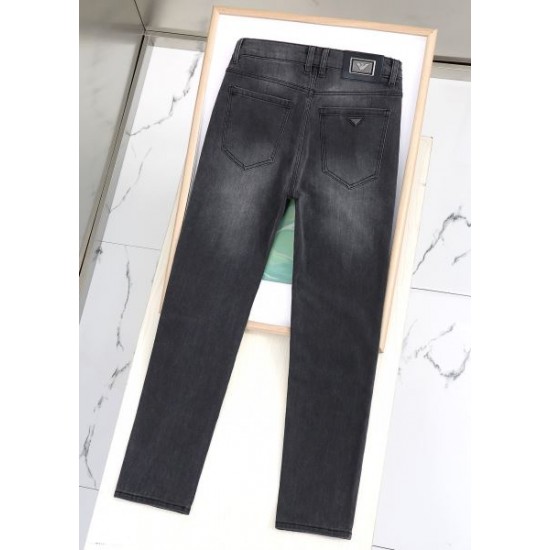2024SS カジュアルさも強めなアイテム ARMANI アルマーニ ジーパン 2024SS カジュアルさも強めなアイテム ARMANI アルマーニ ジーパン