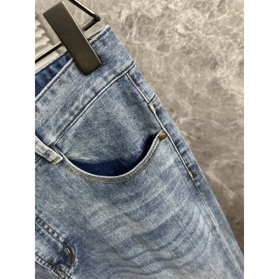 2024SS 今夏に長く愛用できるスタイル ARMANI アルマーニ ジーパン