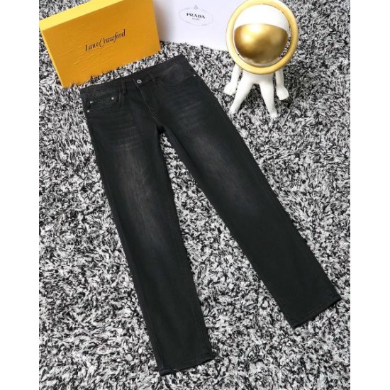 2024SS リラックスした雰囲気に BALENCIAGA バレンシアガ ジーパン