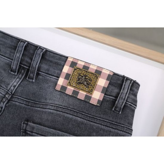 2024SS 数量限定奇跡の入荷 BURBERRY バーバリー ジーパン 2024SS 数量限定奇跡の入荷 BURBERRY バーバリー ジーパン