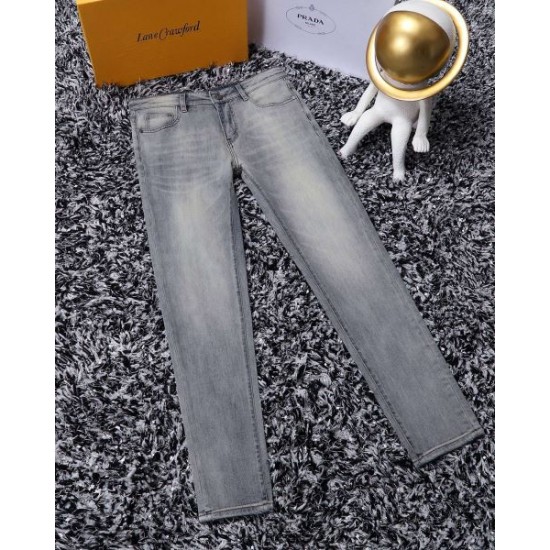 2024SS 今夏在庫一掃セール BURBERRY バーバリー ジーパン 2024SS 今夏在庫一掃セール BURBERRY バーバリー ジーパン