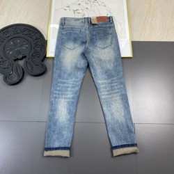 2024SS 限定発売の夏季新作 BURBERRY バーバリー ジーパン