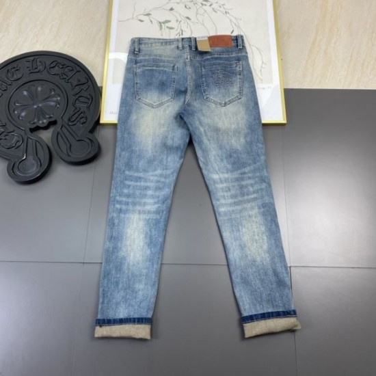 2024SS 限定発売の夏季新作 BURBERRY バーバリー ジーパン 2024SS 限定発売の夏季新作 BURBERRY バーバリー ジーパン