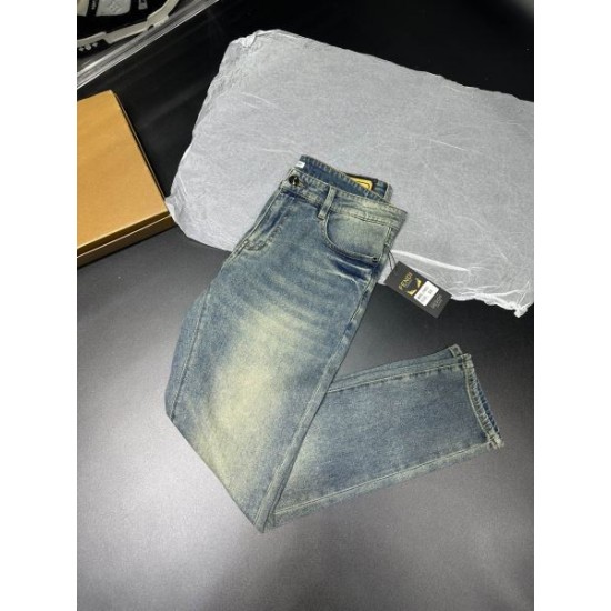2024SS 今シーズン新作！大人もOK！ FENDI フェンデイ ジーパン