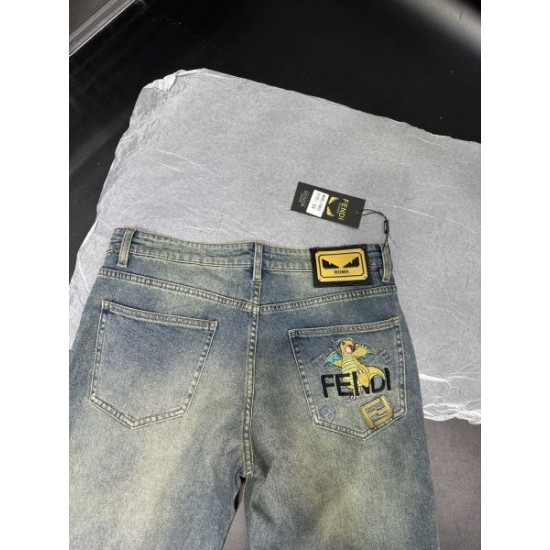 2024SS 今シーズン新作！大人もOK！ FENDI フェンデイ ジーパン