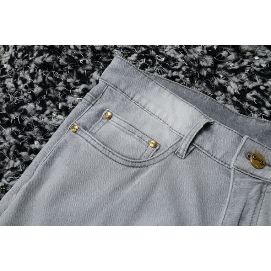 2024SS 国内完売の入手困難アイテム GUCCI グッチ ジーパン 2024SS 国内完売の入手困難アイテム GUCCI グッチ ジーパン