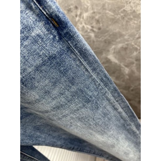 2024SS おしゃれ上級者の印象がある GUCCI グッチ ジーパン