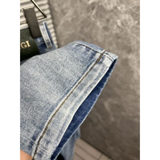 2024SS おしゃれ上級者の印象がある GUCCI グッチ ジーパン
