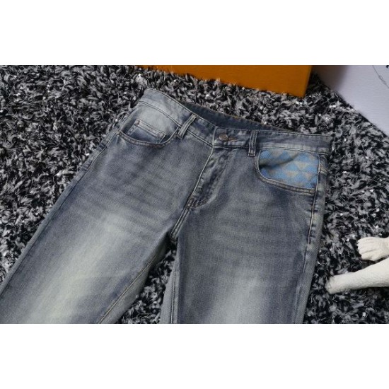 2024SS お洒落さんの愛用率が高い PRADA プラダ ジーパン
