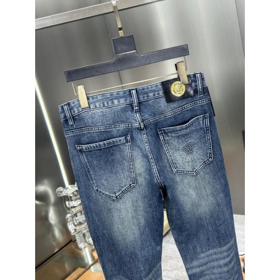 2024SS 個性的になりすぎ VERSACE ヴェルサーチェ ジーパン 2024SS 個性的になりすぎ VERSACE ヴェルサーチェ ジーパン