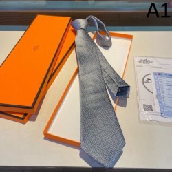 2024SS おしゃれ上級者の印象がある HERMES エルメス ネクタイ