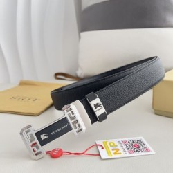 BURBERRY バーバリー 都会的な印象のスタイル 2024SS ベルト