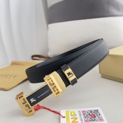 BURBERRY バーバリー 都会的な印象のスタイル 2024SS ベルト