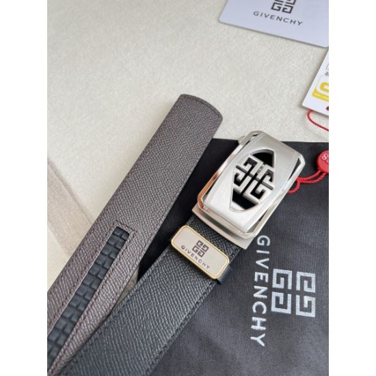 GIVENCHY ジバンシィ 大注目を浴びる春夏新作 2024SS ベルト GIVENCHY ジバンシィ 大注目を浴びる春夏新作 2024SS ベルト