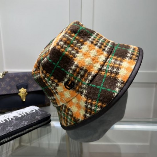 2024SS 帽子 GUCCI グッチ 大人の雰囲気たっぷり 2024SS 帽子 GUCCI グッチ 大人の雰囲気たっぷり