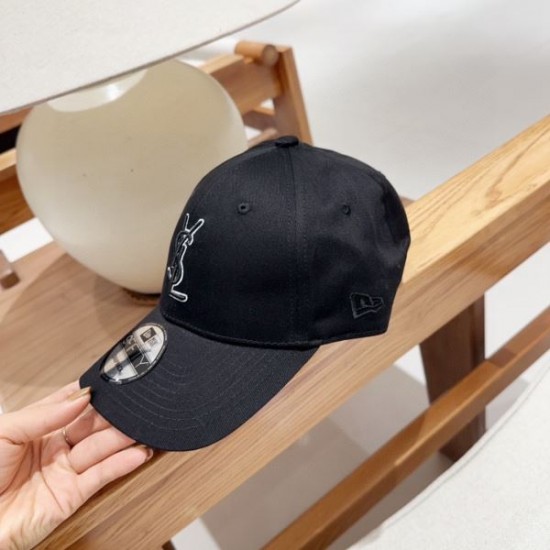 2024SS 帽子 YSL イヴ サンローラン ブームは再熱中 2024SS 帽子 YSL イヴ サンローラン ブームは再熱中