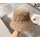 2024SS 帽子 FENDI フェンデイ 最新の注目ファッション 2024SS 帽子 FENDI フェンデイ 最新の注目ファッション