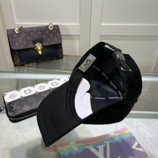 2024SS 帽子 HERMES エルメス レトロな雰囲気が漂う