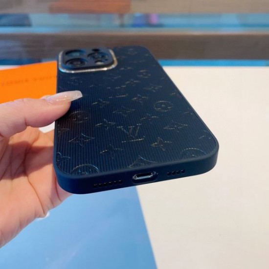 LOUIS VUITTON ルイヴィトン 2024SS 海外限定モデル新作 iphone携帯ケース LOUIS VUITTON ルイヴィトン 2024SS 海外限定モデル新作 iphone携帯ケース
