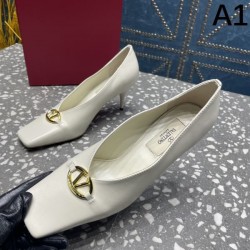 2024SS 今年最流行 VALENTINO ヴァレンティノ レディース ハイヒール