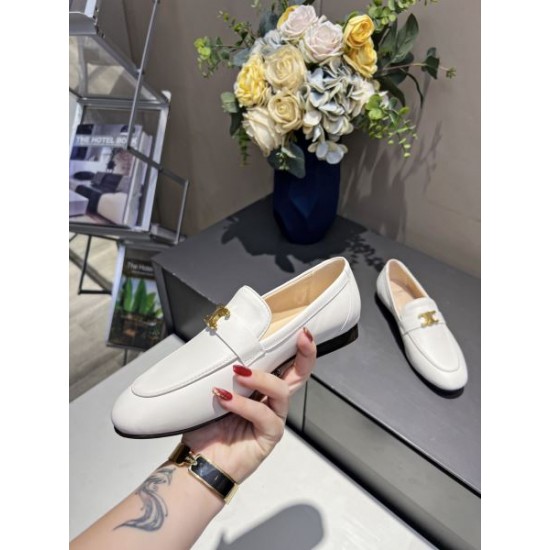 2024SS 夏新品完売間近 CELINE セリーヌ レディース用 カジュアルシューズ 2024SS 夏新品完売間近 CELINE セリーヌ レディース用 カジュアルシューズ