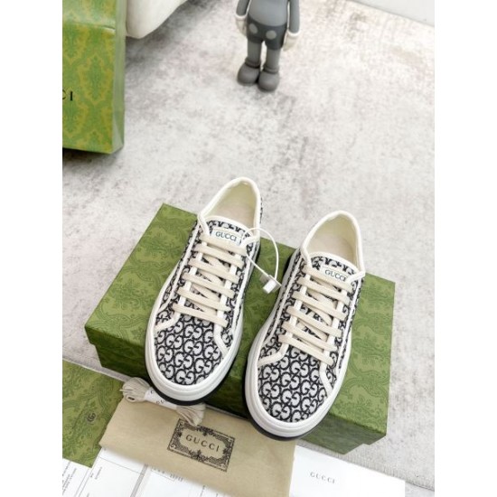 2024SS 最新人気話題沸騰中 GUCCI グッチ レディース用 カジュアルシューズ 2024SS 最新人気話題沸騰中 GUCCI グッチ レディース用 カジュアルシューズ