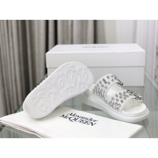 2024SS 大人の魅力 ALEXANDER WANG アレキサンダーワン レディーススリッパ 2024SS 大人の魅力 ALEXANDER WANG アレキサンダーワン レディーススリッパ
