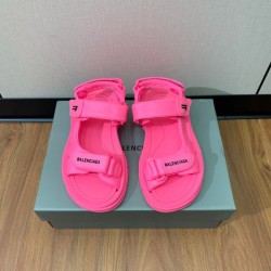 2024SS 存在感絶大スタイル BALENCIAGA バレンシアガ レディースサンダル