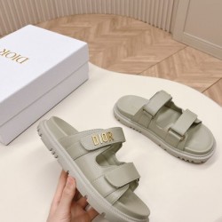 2024SS 使えて可愛いデザイン夏新品 DIOR ディオール レディーススリッパ