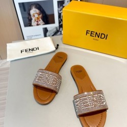 2024SS VIPセールでまさかの破格 FENDI フェンデイ レディーススリッパ