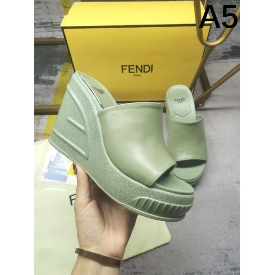 2024SS 雑誌にも人気掲載アイテム FENDI フェンデイ レディーススリッパ 2024SS 雑誌にも人気掲載アイテム FENDI フェンデイ レディーススリッパ