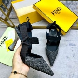2024SS 春夏季超人気手元在庫あり FENDI フェンデイ レディースサンダル