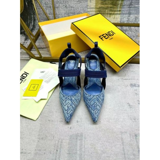 2024SS 春夏季超人気手元在庫あり FENDI フェンデイ レディースサンダル 2024SS 春夏季超人気手元在庫あり FENDI フェンデイ レディースサンダル