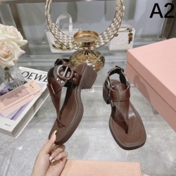 2024SS もうすぐ日本上陸 MIU MIU ミュウミュウ レディースサンダル