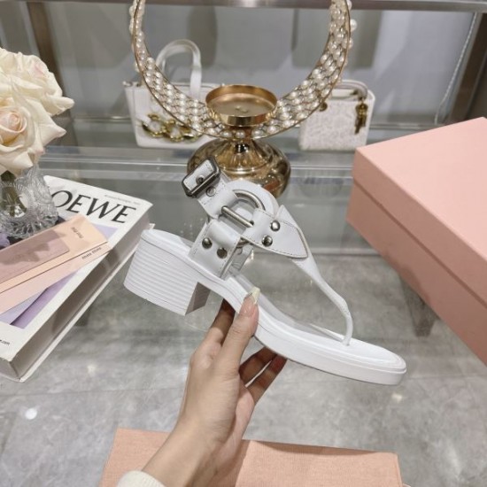 2024SS もうすぐ日本上陸 MIU MIU ミュウミュウ レディースサンダル