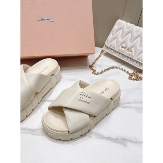 2024SS お気に入りの上品 MIU MIU ミュウミュウ レディーススリッパ 2024SS お気に入りの上品 MIU MIU ミュウミュウ レディーススリッパ
