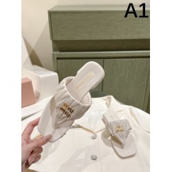 2024SS TOPセラー賞受賞！ MIU MIU ミュウミュウ レディーススリッパ