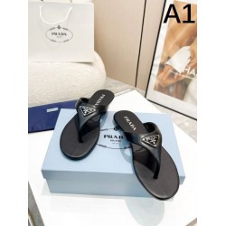2024SS おしゃれに見せるキーワード PRADA プラダ レディーススリッパ