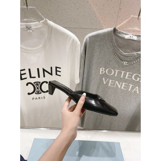2024SS 品の良い優秀さコレクション PRADA プラダ レディーススリッパ 2024SS 品の良い優秀さコレクション PRADA プラダ レディーススリッパ